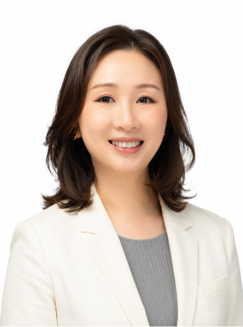 img-1-Liona_Poon